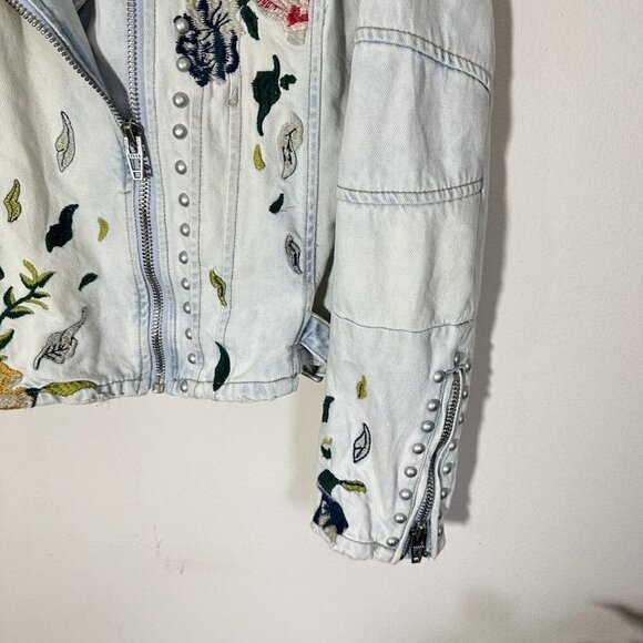 Blank NYC Women's Size Small Embroidered Studded Denim Moto Jacket Acid Wash - Picture 4 of 11
